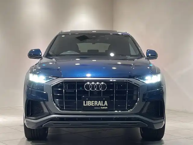 アウディ Ｑ８ 55TFSIクワトロ デビューPKG Sライン 愛知県 2019(令1)年 4.8万km 青Ｍ パノラマＳ／Ｒ　/ＳラインＰＫＧ　/コンフォートアシスタンスＰＫＧ　/ＢＡＮＧ＆ＯＬＵＦＳＥＮサウンド　　/バーチャルコクピット　/ＭＭＩナビゲーション　/フルセグＴＶ/HDマトリクスLEDヘッドライト/LEDリヤダイナミックターンインディケーター/オールホイールステアリング/ルーフレール（アルミニウム）/アダプティブウインドウワイパー/パワークロージングドア/フロントクロストラフィックアシスト/アウディサイドアシスト/エグジットワーニング/リヤクロストラフィックアシスト/アウディプレセンスフロント/リヤ/アダプティブドライブアシスト/エマージェンシーアシスト/プレセンスベーシック（リヤシート）/リヤサイドエアバッグ/アウディプレセンス360/エアサスペンション