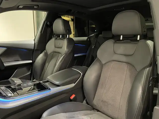 アウディ Ｑ８ 55TFSIクワトロ デビューPKG Sライン 愛知県 2019(令1)年 4.8万km 青Ｍ パノラマＳ／Ｒ　/ＳラインＰＫＧ　/コンフォートアシスタンスＰＫＧ　/ＢＡＮＧ＆ＯＬＵＦＳＥＮサウンド　　/バーチャルコクピット　/ＭＭＩナビゲーション　/フルセグＴＶ/HDマトリクスLEDヘッドライト/LEDリヤダイナミックターンインディケーター/オールホイールステアリング/ルーフレール（アルミニウム）/アダプティブウインドウワイパー/パワークロージングドア/フロントクロストラフィックアシスト/アウディサイドアシスト/エグジットワーニング/リヤクロストラフィックアシスト/アウディプレセンスフロント/リヤ/アダプティブドライブアシスト/エマージェンシーアシスト/プレセンスベーシック（リヤシート）/リヤサイドエアバッグ/アウディプレセンス360/エアサスペンション