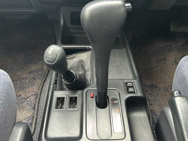 トヨタ ランドクルーザー プラド TX－LTD 高知県 2000(平12)年 18.4万km シルバーM/シルバーM ４ＷＤ/ウインチ/ルーフレール/グリルガード/ディーゼル/アップルカープレイ/アンドロイドオート