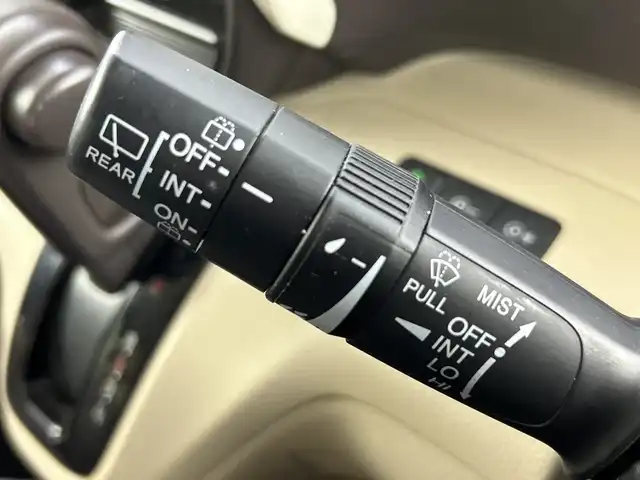 ホンダ Ｎ ＢＯＸ G L ホンダセンシング 愛知県 2019(平31)年 6.3万km プレミアムアガットブラウンP 禁煙車/ワンオーナー/純正７インチナビ/（CD/DVD/Bluetooth/フルセグTV/SD/USB)/バックカメラ/ホンダセンシング/・衝突軽減ブレーキ/・車線逸脱警報システム/・オートマチックハイビーム/・アダプティブクルーズコントロール/・誤発進抑制機能/ETC/パワースライドドア/アイドリングストップ/LEDヘッドライト/オートライト/スマートキー/スペアキー1本/プッシュスタート/純正フロアマット/チップアップシート/ベンチシート/横滑り防止装置/電動格納ミラー
