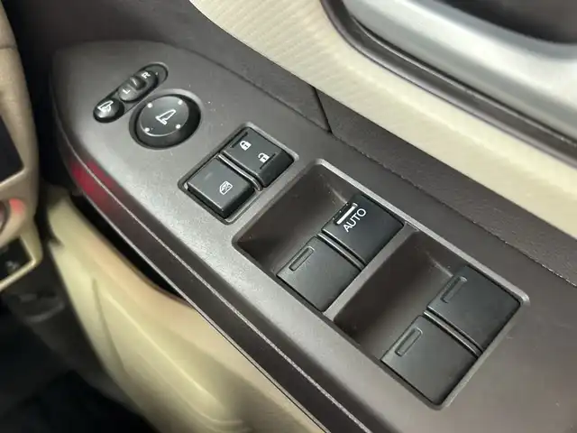 ホンダ Ｎ ＢＯＸ G L ホンダセンシング 愛知県 2019(平31)年 6.3万km プレミアムアガットブラウンP 禁煙車/ワンオーナー/純正７インチナビ/（CD/DVD/Bluetooth/フルセグTV/SD/USB)/バックカメラ/ホンダセンシング/・衝突軽減ブレーキ/・車線逸脱警報システム/・オートマチックハイビーム/・アダプティブクルーズコントロール/・誤発進抑制機能/ETC/パワースライドドア/アイドリングストップ/LEDヘッドライト/オートライト/スマートキー/スペアキー1本/プッシュスタート/純正フロアマット/チップアップシート/ベンチシート/横滑り防止装置/電動格納ミラー