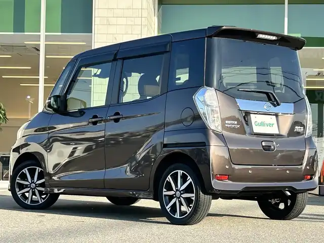 日産 デイズ ルークス 兵庫県 2018(平30)年 6.5万km アッシュブラウンM 純正ナビ/フルセグTV/BTオーディオ/CD/DVD/AUX/アラウンドビューモニター/ETC/ステアリングスイッチ/エマージェンシーブレーキ/両側パワースライドドア/オートハイビーム/LEDヘッドライト/純正フロアマット/純正ドアバイザー