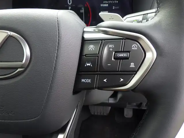 レクサス ＧＸ 550 バージョンL 千葉県 2025(令7)年 0.3万km ソニッククォーツ Lexus Safety System+/・プリクラッシュセーフティ/・プロアクティブドライビングアシスト/・レーンチェンジアシスト/・フロントクロストラフィックアラート/・リヤクロストラフィックアラート/・ブラインドスポットモニター/・自動ハイビーム/Advanced Drive/パノラマルーフ/セミアニリン本革シート/モデリスタエアロパーツ（フロント、リアアンダー）/前席パワーシート/シートベンチレーション/シートヒーター/サードシート電動リクライニングシート/マークレビンソンプレミアムサラウンドサウンドシステム/純正コネクトナビ/地デジTV/【Bluetooth接続】/【Apple CarPlay　Android Auto対応】/パノラミックビューモニター/ドライブレコーダー/置くだけ充電/デジタルインナーミラー/ヘッドアップディスプレイ/左右オートステップ/革巻きステアリング/ステアリングスイッチ/パドルシフト/ETC（2.0）/3眼LEDヘッドライト/LEDフォグライト/ウインカーミラー/クリアランスソナー/純正22インチアルミホイル/サイド/カーテン/ニーエアバッグ/スマートキー