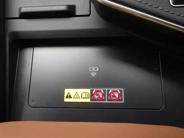 レクサス ＧＸ 550 バージョンL 千葉県 2025(令7)年 0.3万km ソニッククォーツ Lexus Safety System+/・プリクラッシュセーフティ/・プロアクティブドライビングアシスト/・レーンチェンジアシスト/・フロントクロストラフィックアラート/・リヤクロストラフィックアラート/・ブラインドスポットモニター/・自動ハイビーム/Advanced Drive/パノラマルーフ/セミアニリン本革シート/モデリスタエアロパーツ（フロント、リアアンダー）/前席パワーシート/シートベンチレーション/シートヒーター/サードシート電動リクライニングシート/マークレビンソンプレミアムサラウンドサウンドシステム/純正コネクトナビ/地デジTV/【Bluetooth接続】/【Apple CarPlay　Android Auto対応】/パノラミックビューモニター/ドライブレコーダー/置くだけ充電/デジタルインナーミラー/ヘッドアップディスプレイ/左右オートステップ/革巻きステアリング/ステアリングスイッチ/パドルシフト/ETC（2.0）/3眼LEDヘッドライト/LEDフォグライト/ウインカーミラー/クリアランスソナー/純正22インチアルミホイル/サイド/カーテン/ニーエアバッグ/スマートキー