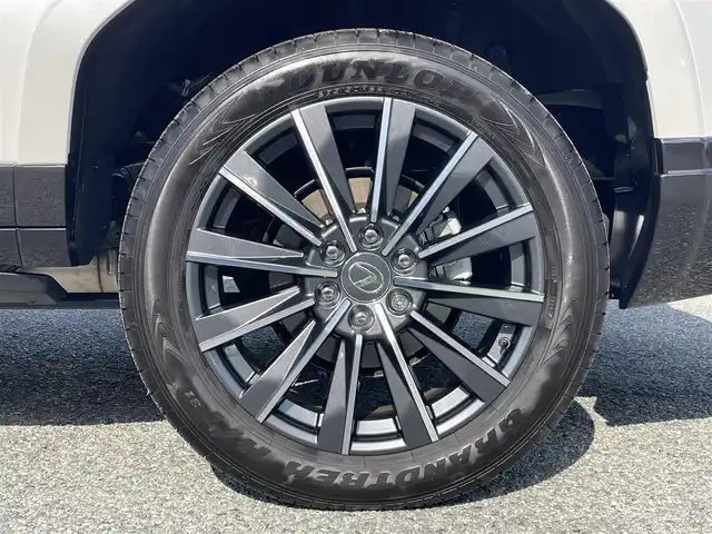 レクサス ＧＸ 550 バージョンL 兵庫県 2025(令7)年 0.3万km パール 外部検査実施済み//カラー　ソニッククォーツ//法人ワンオーナー//内装サドルタン//MODELLISTAアドバンストラグジュアリーパッケージ/（フロントスポイラー/リヤスカート）//オート電動格納式サイドステップ//メーカーOP ドライブレコーダー前後//メーカーOP デジタルインナーミラー//メーカーOP パノラマルーフ（調光機能付）//メーカーOP マークレビンソンオーディオ//14インチタッチディスプレイオーディオPlus//地デジ/BT/USB//パノラミックビューモニター（床下透過式）//3眼フルLEDヘッドランプ//ハンズフリーパワーバックドア//純正22インチAW//セミアニリン本革シート（ヒーター/ベンチレーション）//ステアリングヒーター//ヘッドアップディスプレイ//トノカバー//3列目電動格納シート//スカッフプレート（イルミネーション付）//クールBOX//置くだけ充電//寒冷地仕様//ETC 2.0//Lexus Safety System+/ PCS/LDA/LTA/FCTA/LCA/AHS// レーダークルーズコントロール/RSA/TMN/PDA// BSM/SEA/PKSB/Advanced Drive（渋滞時支援）//クリアランスソナー