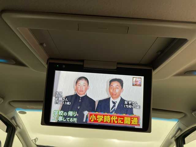 トヨタ アルファード S Cパッケージ 道央・札幌 2021(令3)年 5.2万km ホワイトパールクリスタルシャイン ・4WD/・プリクラッシュセーフティ/・純正ディスプレイオーディオ/・フルセグ/BT/CD/DVD）/・バックカメラ/・フリップダウンモニター/・トヨタセーフティセンス/・レーダークルーズコントロール/・スマートキー一体型エンジンスターター/・社外前後ドライブレコーダー/・ステアリングスイッチ/ヒーター/・LEDオートライト/オートハイビーム/・レザーシート/シートヒーター/・パワーシート/シートポジションメモリー/・シートベンチレーション/・パワーバックドア/・両側パワースライドドア/・夏タイヤ純正アルミセット積込/・ビルドインETC