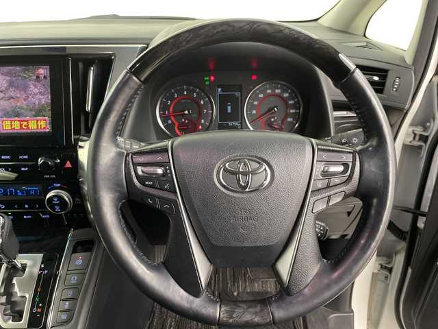 トヨタ アルファード S Cパッケージ 道央・札幌 2021(令3)年 5.2万km ホワイトパールクリスタルシャイン ・4WD/・プリクラッシュセーフティ/・純正ディスプレイオーディオ/・フルセグ/BT/CD/DVD）/・バックカメラ/・フリップダウンモニター/・トヨタセーフティセンス/・レーダークルーズコントロール/・スマートキー一体型エンジンスターター/・社外前後ドライブレコーダー/・ステアリングスイッチ/ヒーター/・LEDオートライト/オートハイビーム/・レザーシート/シートヒーター/・パワーシート/シートポジションメモリー/・シートベンチレーション/・パワーバックドア/・両側パワースライドドア/・夏タイヤ純正アルミセット積込/・ビルドインETC