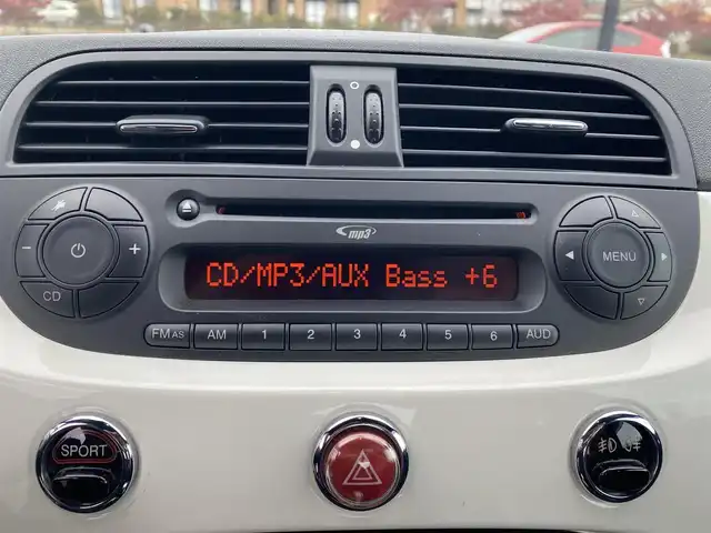 アバルト ５００ 福岡県 2014(平26)年 6万km 白 ・XCARLINK/Bluetooth/USB/CD/MP3/・ETC/・純正17AW/・モーションコントロールビーム/・左ハンドルMT/・社外LEDバルブ