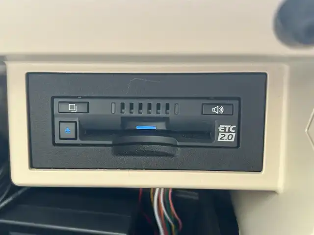 トヨタ ランドクルーザー プラド TX Lパッケージ マットブラED 山形県 2023(令5)年 2.5万km ホワイトパールクリスタルシャイン 4WD/衝突被害軽減システム/サンルーフ/モデリスタエアロ/純正メモリナビ/　　【CD DVD BT フルセグ USB】/全周囲カメラ/レーダークルーズコントロール/LEDオートライト/レザーシート/パワーシート/シートエアコン/シートヒーター/純正18インチアルミホイール/ドライブレコーダー/ステアリングスイッチ/MTモード付AT/電動格納ウィンカーミラー/フォグランプ/スマートキー/ETC2.0