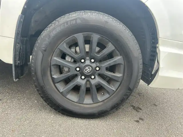 トヨタ ランドクルーザー プラド TX Lパッケージ マットブラED 山形県 2023(令5)年 2.5万km ホワイトパールクリスタルシャイン 4WD/衝突被害軽減システム/サンルーフ/モデリスタエアロ/純正メモリナビ/　　【CD DVD BT フルセグ USB】/全周囲カメラ/レーダークルーズコントロール/LEDオートライト/レザーシート/パワーシート/シートエアコン/シートヒーター/純正18インチアルミホイール/ドライブレコーダー/ステアリングスイッチ/MTモード付AT/電動格納ウィンカーミラー/フォグランプ/スマートキー/ETC2.0