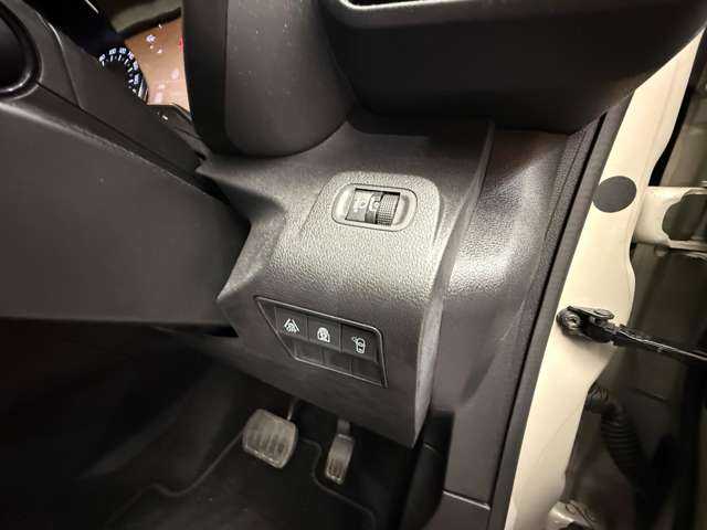 シトロエン ベルランゴ シャイン 千葉県 2021(令3)年 5.6万km サーブル パノラマルーフ　/ＡＣＣ　/ディスプレイオーディオ　/バックカメラ　/ＣａｒＰｌａｙ　/Ｂｌｕｅｔｏｏｔｈ接続　/パドルシフト　/純正１６インチＡＷ　/ＥＴＣ　/プッシュスタート　/衝突軽減Ｂ　/ＬＫＡ　/ＢＳＭ