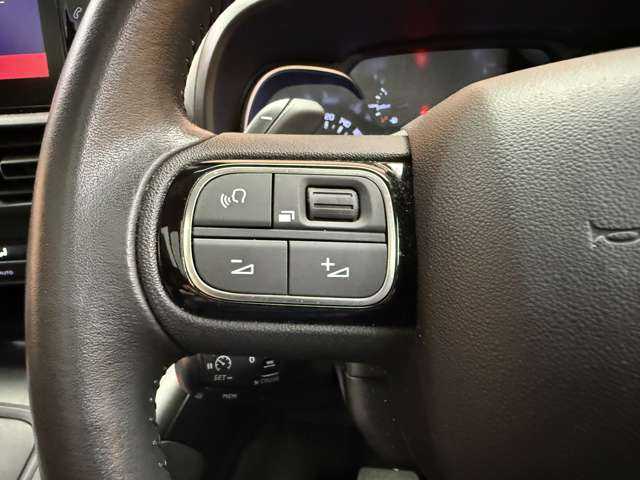 シトロエン ベルランゴ シャイン 千葉県 2021(令3)年 5.6万km サーブル パノラマルーフ　/ＡＣＣ　/ディスプレイオーディオ　/バックカメラ　/ＣａｒＰｌａｙ　/Ｂｌｕｅｔｏｏｔｈ接続　/パドルシフト　/純正１６インチＡＷ　/ＥＴＣ　/プッシュスタート　/衝突軽減Ｂ　/ＬＫＡ　/ＢＳＭ