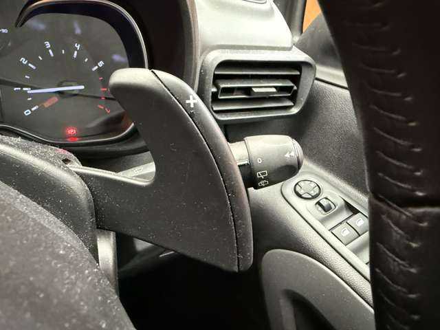 シトロエン ベルランゴ シャイン 千葉県 2021(令3)年 5.6万km サーブル パノラマルーフ　/ＡＣＣ　/ディスプレイオーディオ　/バックカメラ　/ＣａｒＰｌａｙ　/Ｂｌｕｅｔｏｏｔｈ接続　/パドルシフト　/純正１６インチＡＷ　/ＥＴＣ　/プッシュスタート　/衝突軽減Ｂ　/ＬＫＡ　/ＢＳＭ