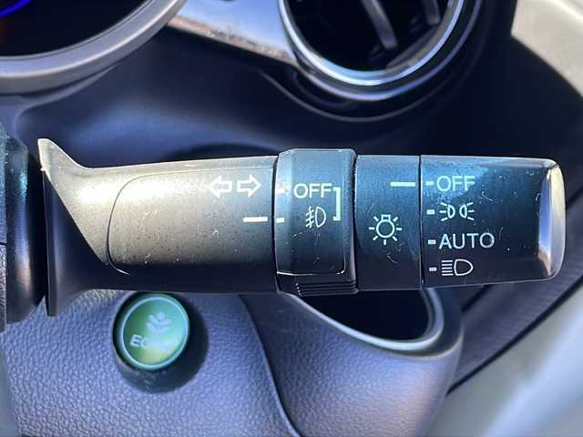 ホンダ Ｎ ＢＯＸ 茨城県 2013(平25)年 8.7万km プレミアムホワイトパール ステアリングスイッチ/クルーズコントロール/アイドリングストップ/バックカメラ/両側パワスラ/純正ナビ CD/DVD/BT/フルセグ　/LEDオートライト/横滑り防止装置/スマートキー/ETC