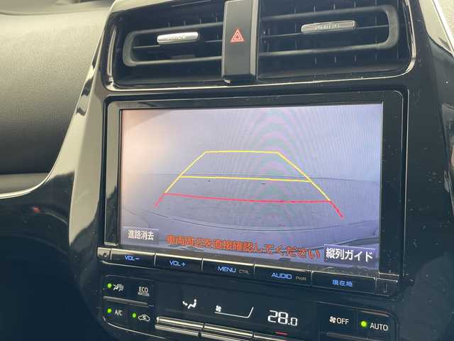 トヨタ プリウス A プレミアム　ツーリングセレ 愛知県 2016(平28)年 14.9万km ホワイトパールクリスタルシャイン セーフティセンス　/モデリスタエアロ　/アドバンストパーク　/レーダークルーズコントロール　/バックカメラ　/パワーシート　/ＨＵＤ　/コーナーセンサー　/純正ＡＷ　/ＢＳＭ　/ＬＥＤヘッド　/レーンキープアシスト/オートマチックハイビーム/ドライブレコーダー