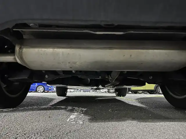 トヨタ ハリアー Z 宮城県 2020(令2)年 3.9万km ホワイトパールクリスタルシャイン ワンオーナー車/レーダークルーズコントロール/前後コーナーセンサー/ビルトインETC２．０/運転席パワーシート/電動リアゲート/バックカメラ/純正メモリナビ（BT/USB/Miracast）/フルセグテレビ/LEDヘッドライト/衝突被害軽減システム/レーンキープアシスト/横滑り防止装置/盗難防止装置/ダブル＋サイドエアバッグ/カーテンエアバッグ/純正フロアマット/スマートキー