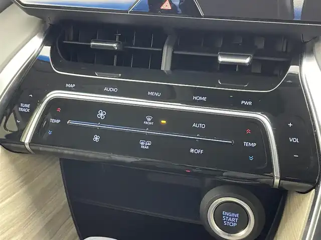 トヨタ ハリアー Z 宮城県 2020(令2)年 3.9万km ホワイトパールクリスタルシャイン ワンオーナー車/レーダークルーズコントロール/前後コーナーセンサー/ビルトインETC２．０/運転席パワーシート/電動リアゲート/バックカメラ/純正メモリナビ（BT/USB/Miracast）/フルセグテレビ/LEDヘッドライト/衝突被害軽減システム/レーンキープアシスト/横滑り防止装置/盗難防止装置/ダブル＋サイドエアバッグ/カーテンエアバッグ/純正フロアマット/スマートキー