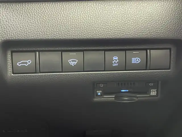 トヨタ ハリアー Z 宮城県 2020(令2)年 3.9万km ホワイトパールクリスタルシャイン ワンオーナー車/レーダークルーズコントロール/前後コーナーセンサー/ビルトインETC２．０/運転席パワーシート/電動リアゲート/バックカメラ/純正メモリナビ（BT/USB/Miracast）/フルセグテレビ/LEDヘッドライト/衝突被害軽減システム/レーンキープアシスト/横滑り防止装置/盗難防止装置/ダブル＋サイドエアバッグ/カーテンエアバッグ/純正フロアマット/スマートキー