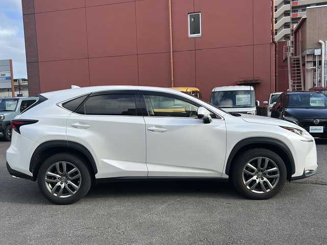レクサス ＮＸ 200t Iパッケージ 宮崎県 2014(平26)年 10.9万km ソニッククォーツ 純正ナビ　ビルトインＥＴＣ　バックカメラ レーダークルーズコントロール　シートヒーター　革シート　メモリーシート　LEDヘッドライト　パドルシフト　ドライブレコーダー　ワンオーナー　パワーバックドア　保証書　取扱説明書　スペアキー