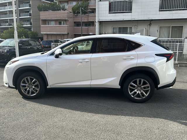 レクサス ＮＸ 200t Iパッケージ 宮崎県 2014(平26)年 10.9万km ソニッククォーツ 純正ナビ　ビルトインＥＴＣ　バックカメラ レーダークルーズコントロール　シートヒーター　革シート　メモリーシート　LEDヘッドライト　パドルシフト　ドライブレコーダー　ワンオーナー　パワーバックドア　保証書　取扱説明書　スペアキー