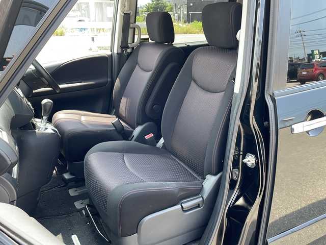 日産 セレナ ハイウェイスター Vセレクション 富山県 2012(平24)年 12万km スーパーブラック 禁煙車/社外ナビ/フルセグＴＶ/ＣＤ・ＤＶＤ・ＢＴ/バックカメラ/両側パワースライド/社外ＡＷ/純正フロアマット/クルーズコントロール/三列シート/アイドリングストップ/オートライト/ＥＴＣ/プッシュスタート/スマートキー/盗難防止装置