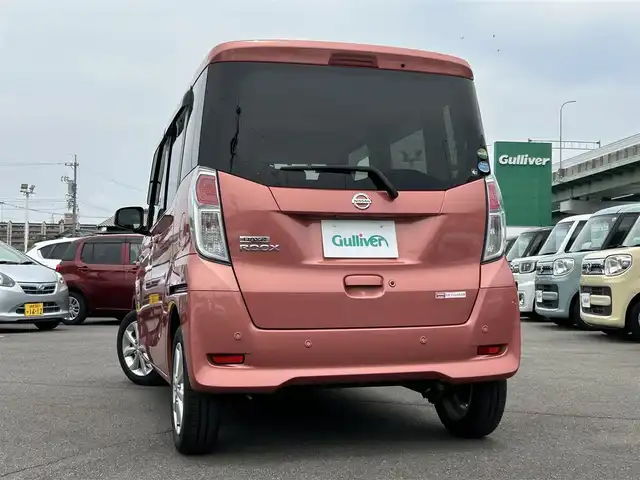 日産 デイズ ルークス X Vセレクション 愛知県 2018(平30)年 4.4万km ブロッサムピンク 純正メモリーナビ/（AM/FM/CD/DVD/SD)/アラウンドビューモニター/ドライブレコーダー/両側パワースライドドア/純正14インチAW/ステアリングリモコン/アイドリングストップ/エマージェンシーブレーキ/スマートキー/ドアバイザー/フロアマット
