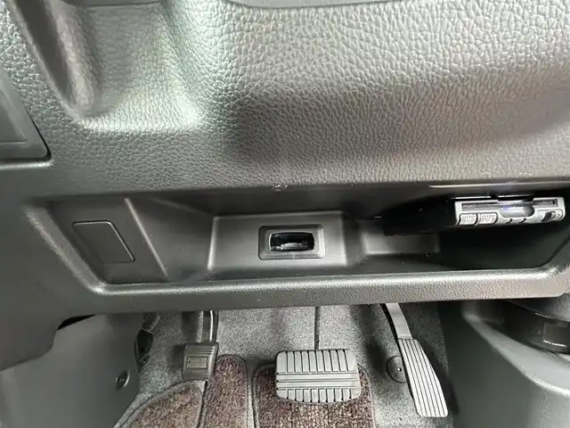 日産 デイズ ルークス X Vセレクション 愛知県 2018(平30)年 4.4万km ブロッサムピンク 純正メモリーナビ/（AM/FM/CD/DVD/SD)/アラウンドビューモニター/ドライブレコーダー/両側パワースライドドア/純正14インチAW/ステアリングリモコン/アイドリングストップ/エマージェンシーブレーキ/スマートキー/ドアバイザー/フロアマット