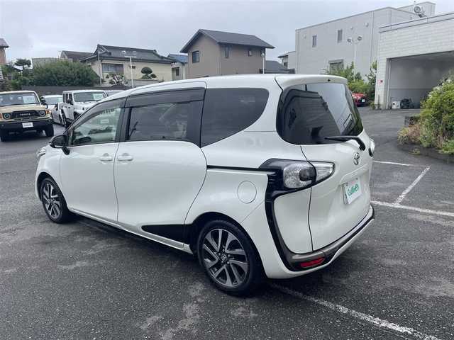 トヨタ シエンタ G 神奈川県 2015(平27)年 5.5万km パール