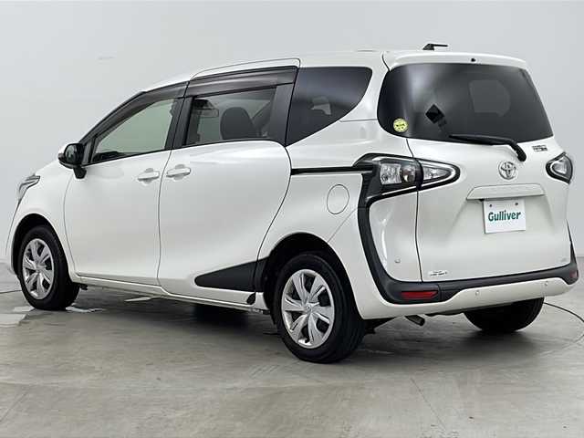 トヨタ シエンタ G 道央・札幌 2020(令2)年 5.2万km ホワイトパールクリスタルシャイン ・4WD/・寒冷地仕様/・純正ナビ&TV&BT&CD&AUX/・バックカメラ/・両側パワースライドドア/・トヨタセーフティセンス/・横滑り防止装置/・社外全方位ドライブレコーダー/・純正ビルトインETC/・フロントワイパーデアイサー/・ドアミラーヒーター/・電動格納ミラー/・純正フロアマット/・LEDヘッドライト/・オートライト/・オートマチックハイビーム/・スマートキー/・スペアキー/・社外AW冬タイヤ積込