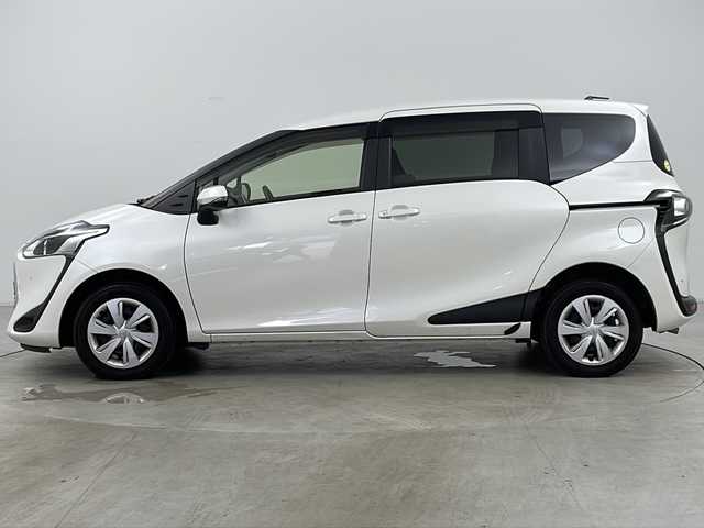 トヨタ シエンタ G 道央・札幌 2020(令2)年 5.2万km ホワイトパールクリスタルシャイン ・4WD/・寒冷地仕様/・純正ナビ&TV&BT&CD&AUX/・バックカメラ/・両側パワースライドドア/・トヨタセーフティセンス/・横滑り防止装置/・社外全方位ドライブレコーダー/・純正ビルトインETC/・フロントワイパーデアイサー/・ドアミラーヒーター/・電動格納ミラー/・純正フロアマット/・LEDヘッドライト/・オートライト/・オートマチックハイビーム/・スマートキー/・スペアキー/・社外AW冬タイヤ積込