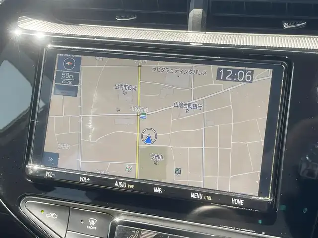 トヨタ アクア G GRスポーツ 島根県 2020(令2)年 2.5万km ホワイトパールクリスタルシャイン 純正９インチナビ　/フルセグＴＶ　/ＤＶＤ再生・Ｂｌｕｅｔｏｏｔｈ接続　/前後ドライブレコーダー　/ビルトインＥＴＣ　/バックカメラ　/クルーズコントロール　/レーンアシスト　/衝突軽減ブレーキ/横滑り防止装置/アイドリングストップ　/スマートキー　/プッシュスタート/純正LEDヘッドライト/純正16インチアルミホイール