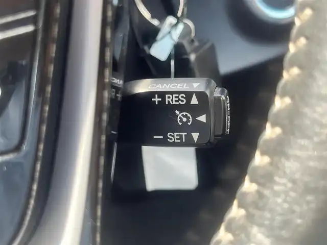 トヨタ アクア G GRスポーツ 島根県 2020(令2)年 2.5万km ホワイトパールクリスタルシャイン 純正９インチナビ　/フルセグＴＶ　/ＤＶＤ再生・Ｂｌｕｅｔｏｏｔｈ接続　/前後ドライブレコーダー　/ビルトインＥＴＣ　/バックカメラ　/クルーズコントロール　/レーンアシスト　/衝突軽減ブレーキ/横滑り防止装置/アイドリングストップ　/スマートキー　/プッシュスタート/純正LEDヘッドライト/純正16インチアルミホイール