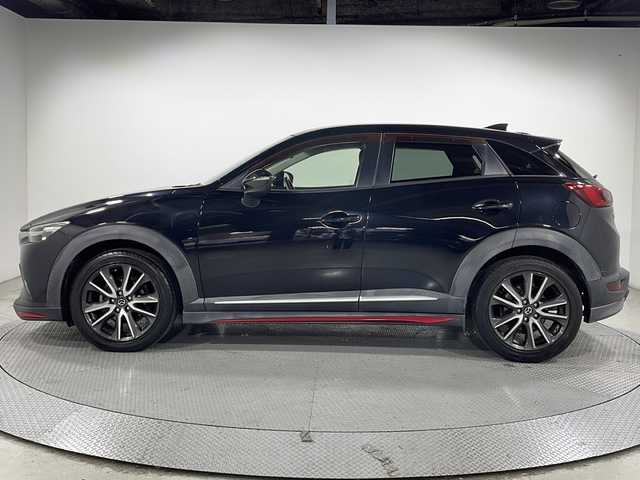 マツダ ＣＸ－３ XD ツーリング Lパッケージ 広島県 2016(平28)年 4.7万km ジェットブラックマイカ 純正ナビ　/純正フルエアロ　/シートヒーター　/ブラインドスポットモニター/ヘッドアップディスプレイ/フルセグ　/レーダークルーズコントロール　/バックカメラ　/レーンキープアシスト　/オートライト　/オートハイビーム　/LEDヘッドランプ　/衝突軽減ブレーキ　/ETC/純正18インチアルミホイール（215/50/R18)/エアバック（運転席/助手席/サイド）