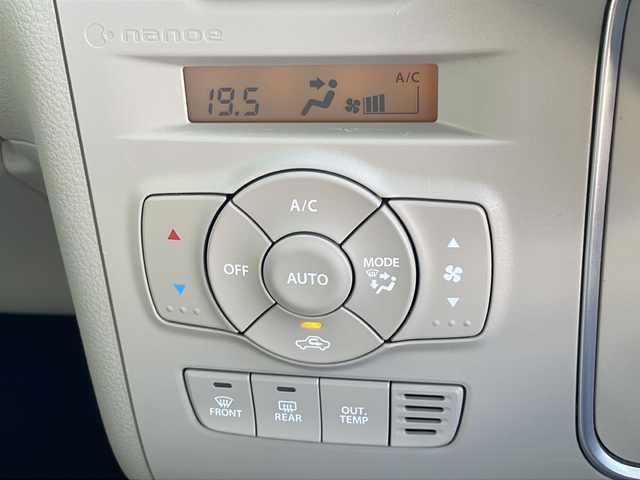 スズキ ラパン X 岐阜県 2016(平28)年 4万km フレンチミントパールメタリック 禁煙車/社外SDナビ/AM/Fm/CD/DVD/BT/SD/MSV/フルセグTV/バックカメラ/衝突軽減ブレーキ/横滑り防止/アイドリングストップ/ETC/純正アルミホイール/ドアバイザー/スマートキー/オートライト/プッシュスタート