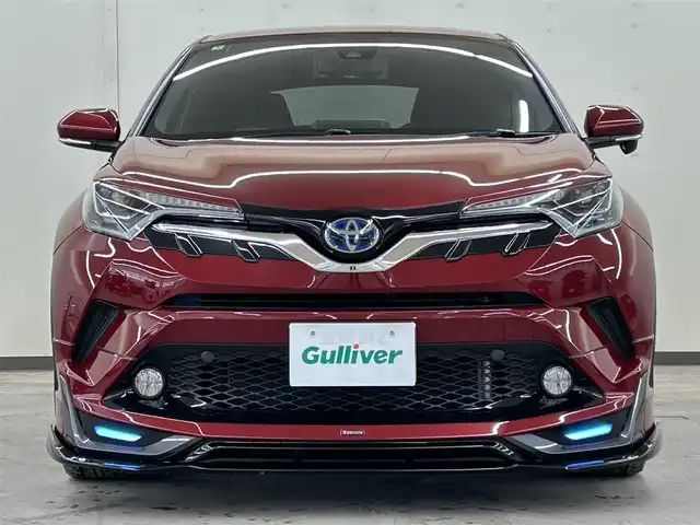 トヨタ Ｃ－ＨＲ S LEDエディション 道央・札幌 2018(平30)年 1万km センシュアルレッドマイカ ・社外SDナビ（DVD&CD&BT&フルセグ）/・ドアバイザー/・電動格納ミラー/・ウインカーミラー/・モデリスタフルエアロ/・社外マフラー/・社外AW/・ETC/・LEDヘッドライト/・フォグランプ/・プッシュスタート/・フォグランプ/・オートライト/・レーンキープアシスト/・純正AW冬タイヤ付き