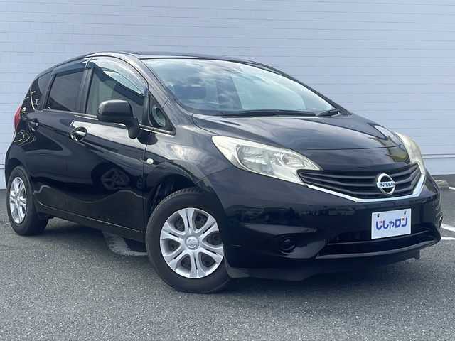 日産 ノート X DIG－S エマージェンシーB 熊本県 2014(平26)年 5.5万km スーパーブラック (株)IDOMが運営する【じしゃロン熊本店】の自社ローン対象車両になります。こちらは現金ご利用時の価格です。自社ローンご希望の方は別途その旨お申付け下さい。/純正ナビ（ＣＤ，ＳＤ，フルセグ）　/ＥＴＣ（社外）　/アイドリングストップ/レーンキープアシスト/衝突被害軽減ブレーキ/プッシュスタート　/スマートキー/電動格納ミラー/純正フロアマット