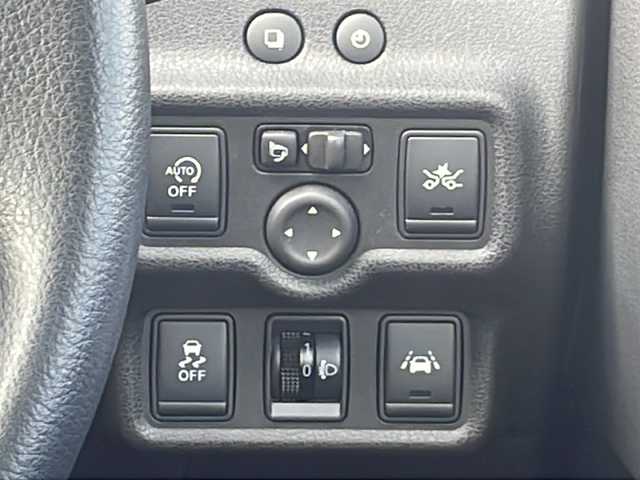 日産 ノート X DIG－S エマージェンシーB 熊本県 2014(平26)年 5.5万km スーパーブラック (株)IDOMが運営する【じしゃロン熊本店】の自社ローン対象車両になります。こちらは現金ご利用時の価格です。自社ローンご希望の方は別途その旨お申付け下さい。/純正ナビ（ＣＤ，ＳＤ，フルセグ）　/ＥＴＣ（社外）　/アイドリングストップ/レーンキープアシスト/衝突被害軽減ブレーキ/プッシュスタート　/スマートキー/電動格納ミラー/純正フロアマット