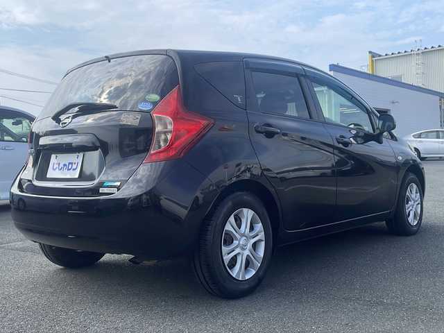 日産 ノート X DIG－S エマージェンシーB 熊本県 2014(平26)年 5.5万km スーパーブラック (株)IDOMが運営する【じしゃロン熊本店】の自社ローン対象車両になります。こちらは現金ご利用時の価格です。自社ローンご希望の方は別途その旨お申付け下さい。/純正ナビ（ＣＤ，ＳＤ，フルセグ）　/ＥＴＣ（社外）　/アイドリングストップ/レーンキープアシスト/衝突被害軽減ブレーキ/プッシュスタート　/スマートキー/電動格納ミラー/純正フロアマット