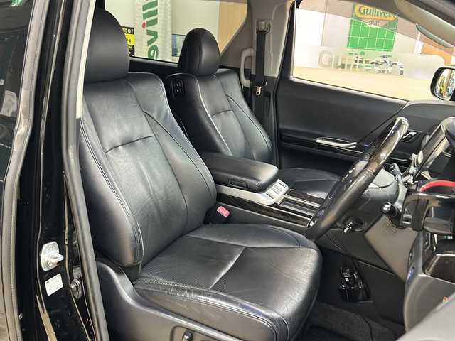 トヨタ アルファードハイブリット SR Cパッケージ 道央・札幌 2012(平24)年 15.1万km ブラック ・4WD/・純正ナビ/フルセグTV/DVD/CD/MSV/BT/・バックカメラ/・サンルーフ/・ALPINEリヤフリップダウンモニター/・パワーバックドア/・社外エンジンスターター/・クルーズコントロール/・レザーシート/・前席パワーシート/・前席シートヒーター/・ETC/・パーキングセンサー/・HID/・フロントフォグ/・社外マフラー/・プッシュスタート/・スマートキー/・ドアバイザー/・電格ミラー