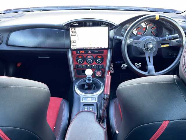 トヨタ ８６ GT リミテッド 長野県 2014(平26)年 5万km ライトニングレッド ・社外8インチメモリーナビゲーション/CD/DVD/フルセグTV/Bluetooth/・ETC/・シートヒーター(D/N)/・スマートキー/・エンジンプッシュスタート/・社外18インチアルミホイール/・純正AW付き冬タイヤ車載/・ドライブレコーダー/・スマートキー/・エンジンプッシュスタート/・HIDヘッドライト/・オートライト/・フォグライト