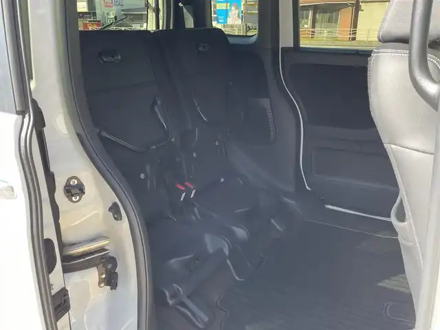 ホンダ Ｎ ＢＯＸ カスタム G L ターボ ホンダセンシング 神奈川県 2019(平31)年 6.8万km プラチナホワイトパール 純正メモリナビ/　（CD・DVD・Bluetooth）/フルセグTV/ホンダセンシング/両側パワースライドドア/ハンズフリースライドドア/アダプティブクルーズコントロール/LEDヘッドライト/ビルトインETC/前方ドライブレコーダー/パドルシフト/ハーフレザーシート/バックカメラ/スマートキー/取扱説明書