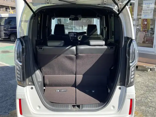 ホンダ Ｎ ＢＯＸ カスタム G L ターボ ホンダセンシング 神奈川県 2019(平31)年 6.8万km プラチナホワイトパール 純正メモリナビ/　（CD・DVD・Bluetooth）/フルセグTV/ホンダセンシング/両側パワースライドドア/ハンズフリースライドドア/アダプティブクルーズコントロール/LEDヘッドライト/ビルトインETC/前方ドライブレコーダー/パドルシフト/ハーフレザーシート/バックカメラ/スマートキー/取扱説明書