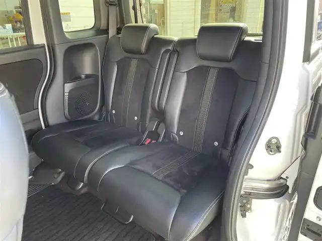 ホンダ Ｎ ＢＯＸ カスタム G L ターボ ホンダセンシング 神奈川県 2019(平31)年 6.8万km プラチナホワイトパール 純正メモリナビ/　（CD・DVD・Bluetooth）/フルセグTV/ホンダセンシング/両側パワースライドドア/ハンズフリースライドドア/アダプティブクルーズコントロール/LEDヘッドライト/ビルトインETC/前方ドライブレコーダー/パドルシフト/ハーフレザーシート/バックカメラ/スマートキー/取扱説明書