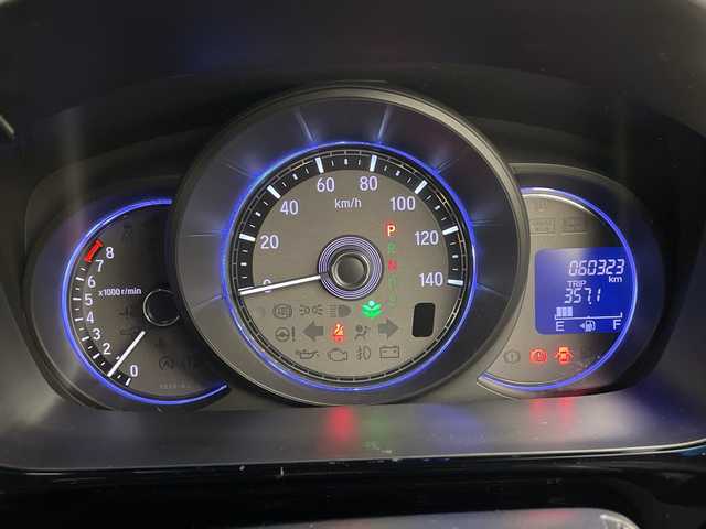 ホンダ Ｎ ＷＧＮ カスタム G ターボパッケージ 鹿児島県 2017(平29)年 6.1万km プレミアムホワイトパールⅡ 社外ディスプレイオーディオ/(BT/AM/FM)/バックカメラ/パドルシフト/ステアリングスイッチ/革巻きステアリング/ETC/ハーフレザーシート/クルーズコントロール/純正フロアマット/LEDヘッドライト/純正14インチアルミホイール/オートライト/衝突軽減ブレーキ