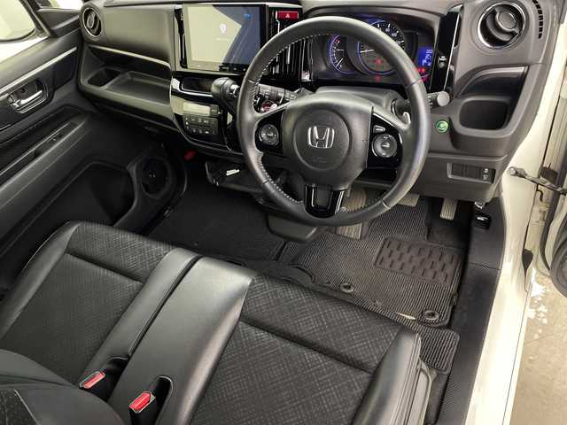 ホンダ Ｎ ＷＧＮ カスタム G ターボパッケージ 鹿児島県 2017(平29)年 6.1万km プレミアムホワイトパールⅡ 社外ディスプレイオーディオ/(BT/AM/FM)/バックカメラ/パドルシフト/ステアリングスイッチ/革巻きステアリング/ETC/ハーフレザーシート/クルーズコントロール/純正フロアマット/LEDヘッドライト/純正14インチアルミホイール/オートライト/衝突軽減ブレーキ