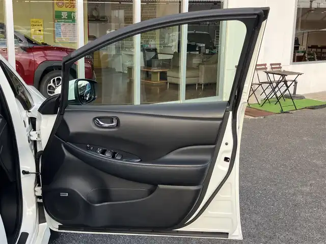 日産 リーフ