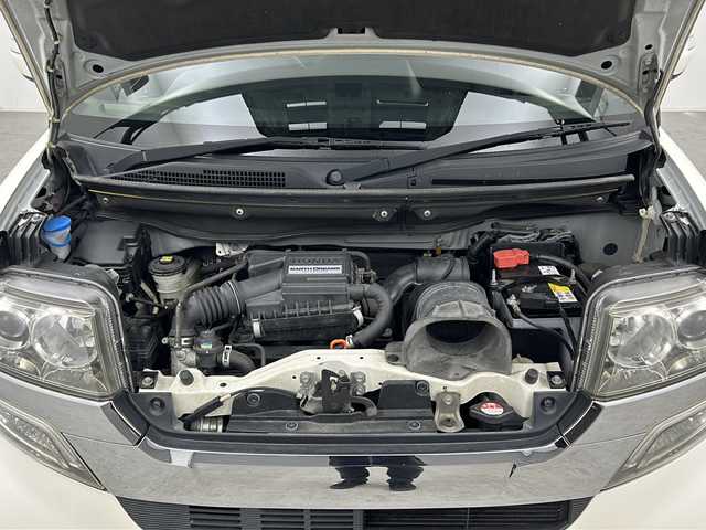 ホンダ Ｎ ＢＯＸ カスタム G ターボ Lパッケージ 三重県 2016(平28)年 6.4万km プレミアムホワイトパールⅡ 禁煙車/純正８型ナビ/（フルセグ・BT・DVD・USB・SD）/両側電動/Ｂカメラ/ビルトインＥＴＣ/クルコン　/ＣＴＢＡ/オートライト/ＨＩＤヘッド/ターボ/ステアリングリモコン/パドルシフト/プッシュスタート/スマートキー