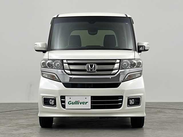 ホンダ Ｎ ＢＯＸ カスタム G ターボ Lパッケージ 三重県 2016(平28)年 6.4万km プレミアムホワイトパールⅡ 禁煙車/純正８型ナビ/（フルセグ・BT・DVD・USB・SD）/両側電動/Ｂカメラ/ビルトインＥＴＣ/クルコン　/ＣＴＢＡ/オートライト/ＨＩＤヘッド/ターボ/ステアリングリモコン/パドルシフト/プッシュスタート/スマートキー