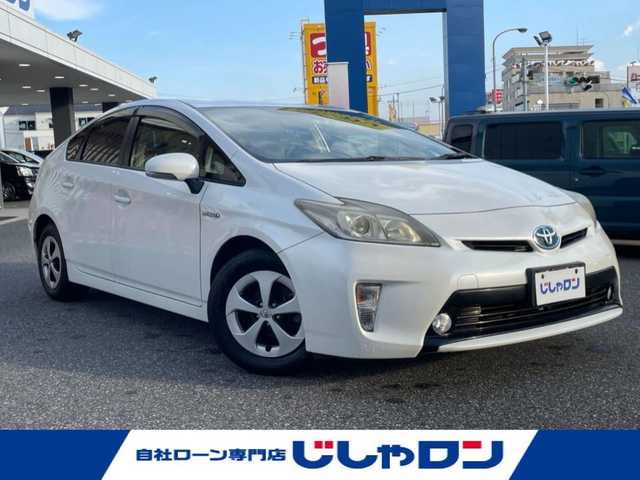 トヨタ プリウス S 千葉県 2013(平25)年 11.7万km ホワイトパールクリスタルシャイン (株)IDOMが運営する【じしゃロン八千代店】の自社ローン対象車両になります。こちらは現金またはオートローンご利用時の価格です。自社ローンご希望の方は別途その旨お申付け下さい/純正ナビ（CD・BT接続可）/ワンセグテレビ/バックカメラ/ETC/HID