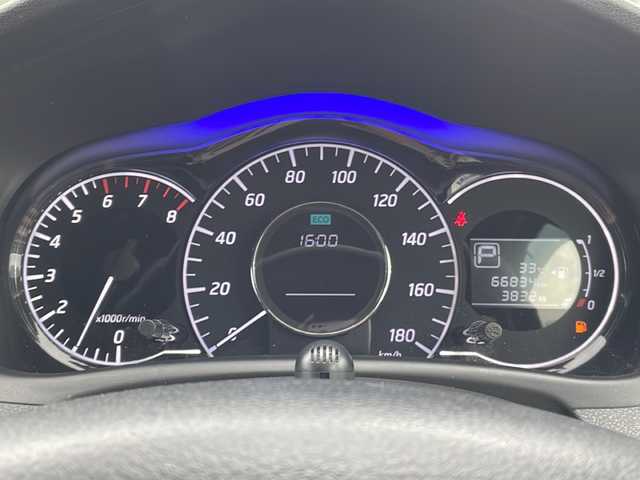 日産 ノート X DIG－S Vセレ +セーフ 福島県 2015(平27)年 6.7万km ブリリアントホワイトパール ワンオーナー/プッシュスタート/アイドリングストップ/純正ナビ/(BT/AM/FM/TV/USB/DVD/CD)/全方位カメラ/前後ドライブレコーダー/前後コーナーセンサー/オートライト/横滑り防止装置/レーンキープアシスト